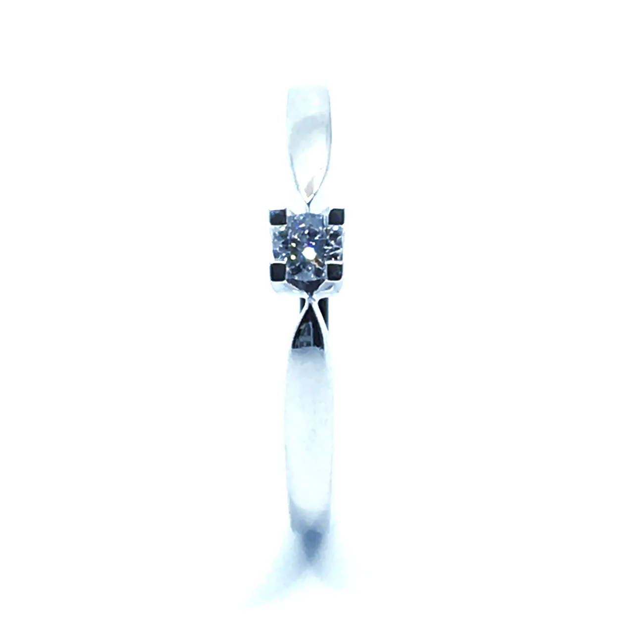 14 KT. HVIDGULD EVA RING MED BRILLANT 0,10 CT. W/SI