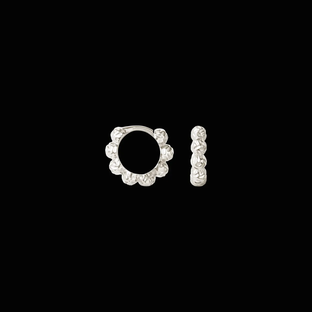 CAMILLE BRINCH SMALL DOTS HOOPS I SØLV - SDH
