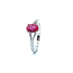 CHRISTOFFERSEN JEWELLERY SØLV RING RHODINERET MED SYNTETISK RØD RUBIN OG ZIRKONIA