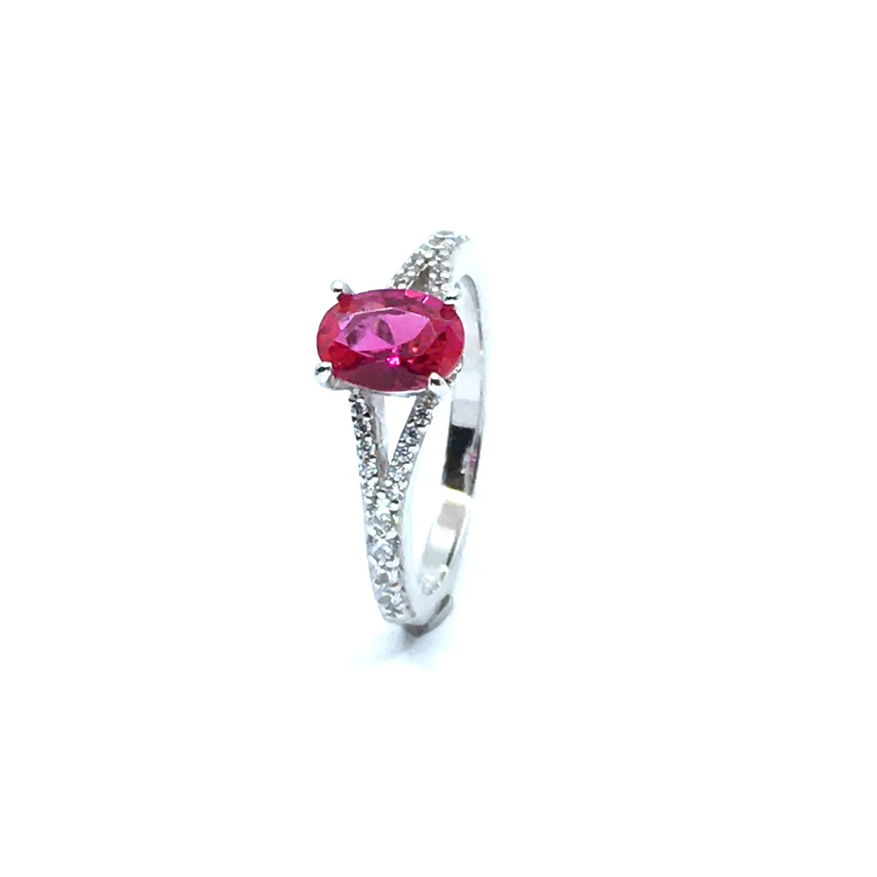 CHRISTOFFERSEN JEWELLERY SØLV RING RHODINERET MED SYNTETISK RØD RUBIN OG ZIRKONIA