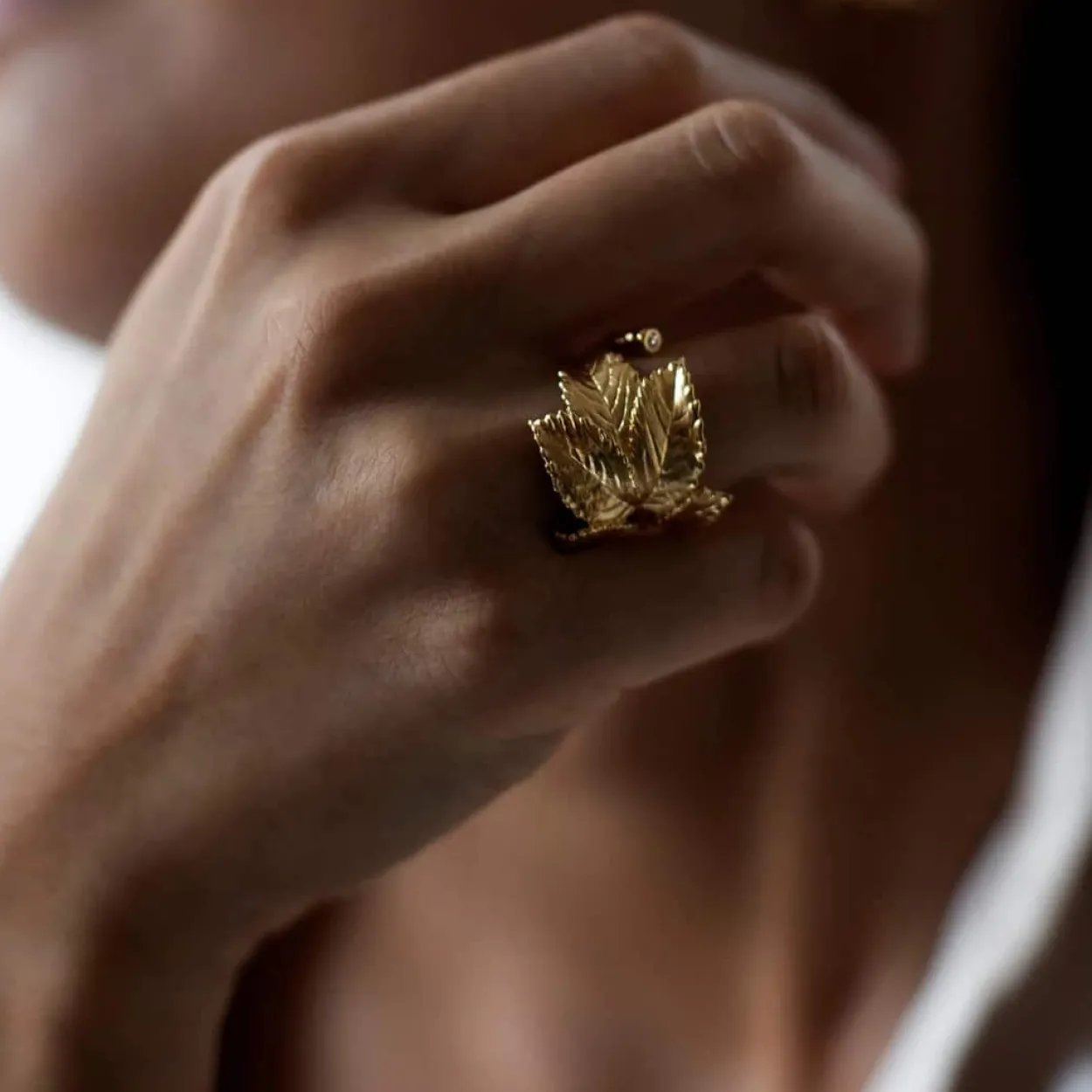 FLORA DANICA ROSENBLAD STATEMENT RING FORGYLDT SØLV MED DIAMANT - ROS-STRI-G